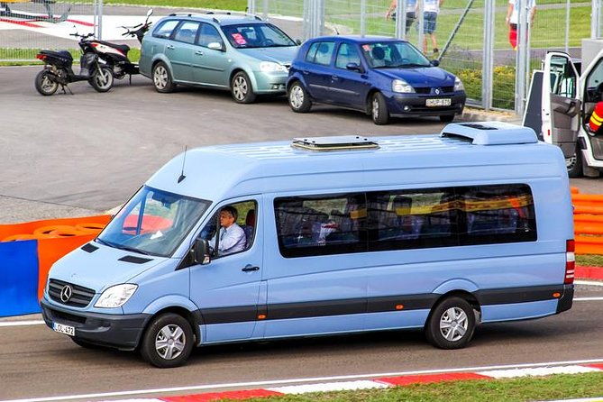 shuttle-arrival-transfer-from-paris-airport-to-hotel-apartment