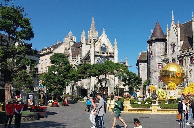 Shuttle bus to Golden Bridge - Ba na hill from Da Nang - The Golden Bridge and Ba Na Hills