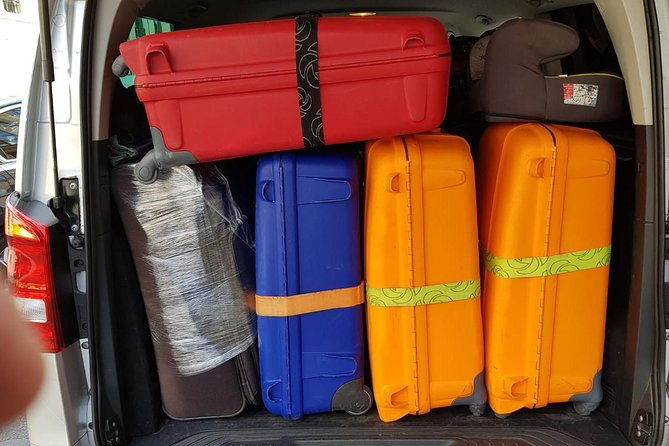 shuttle-departure-from-paris-hotel-apartment-to-the-airport