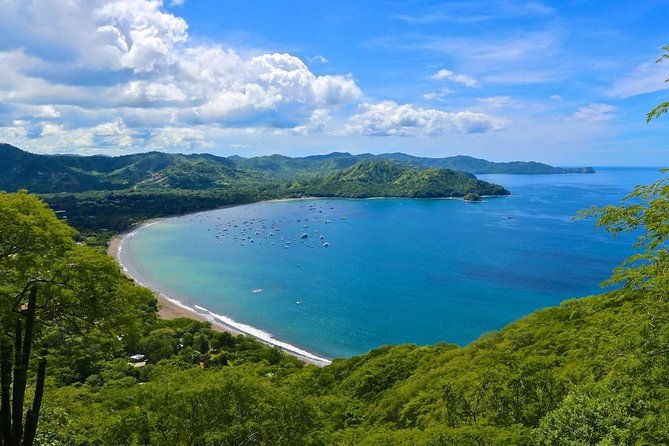 shuttle-from-liberia-airport-to-playa-del-coco-and-playa-hermosa