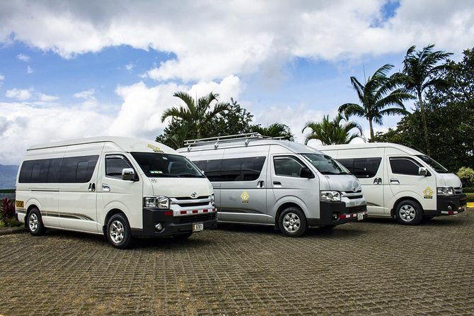 shuttle-from-san-jose-to-la-fortuna-2