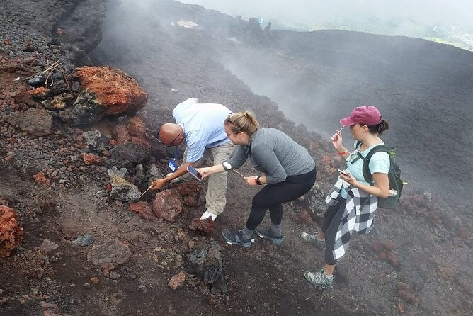 shuttle-pacaya-volcano-from-antigua