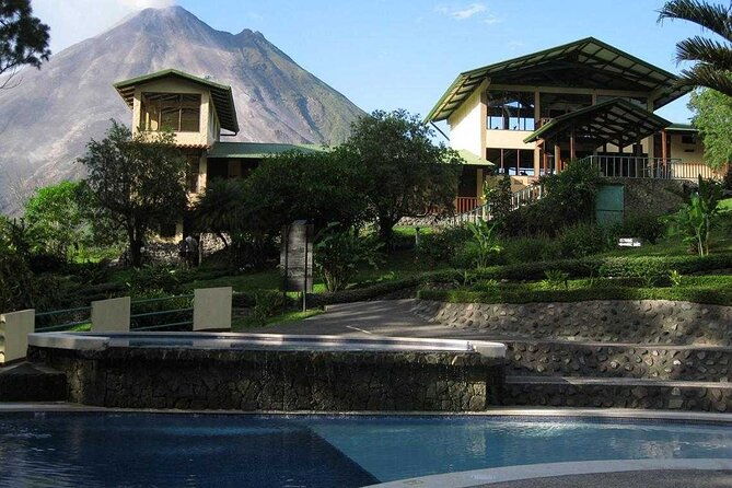 shuttle-service-san-jose-airport-to-arenal-la-fortuna-san-carlos
