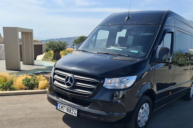 shuttle-transfers-from-or-to-santorini-port