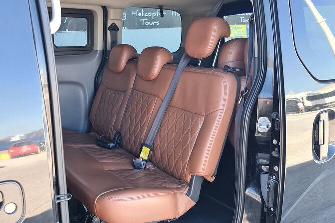 shuttle-transfers-from-or-to-santorini-port