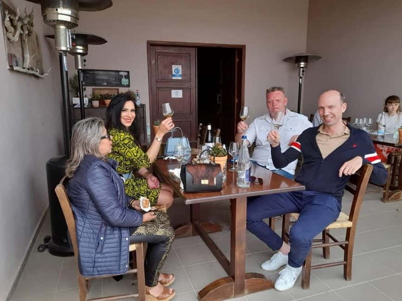 Shuttle & Wine Experience at Lyrarakis Winery - Key Points  