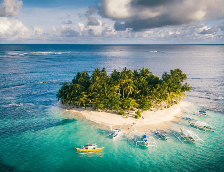 siargao-tri-island-hopping-daku-guyam-and-naked-island