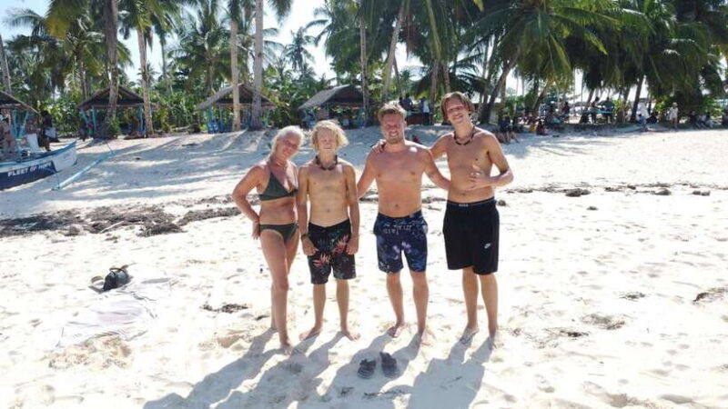 siargaotri-island-hopping-naked-island-daku-guyam-w-lunch
