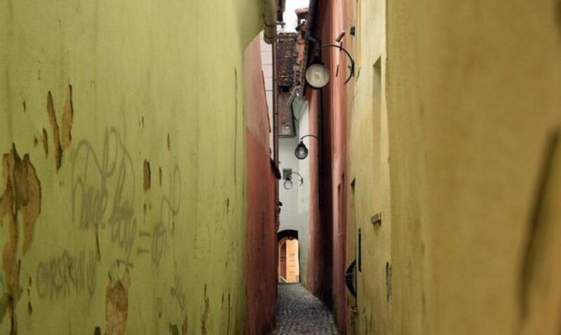 sibiu-draculas-castle-and-brasov-day-roundtrip-day-tour