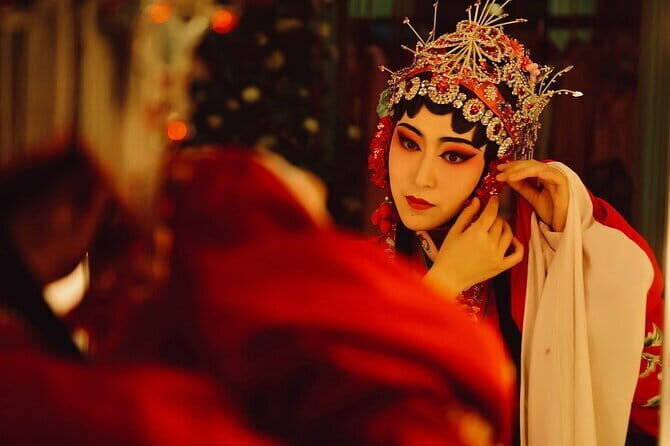 Sichuan Opera with face-changing at Jinjiang historic theater - Additional Offerings: Dress Up and VIP Seats