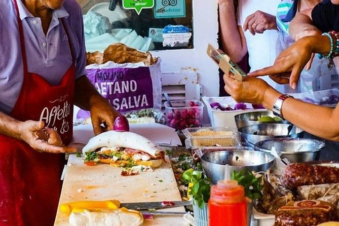 sicilian-street-food-tour-and-wine-tasting-in-syracuse-2