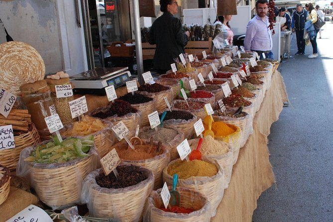 sicilian-street-food-tour-and-wine-tasting-in-syracuse