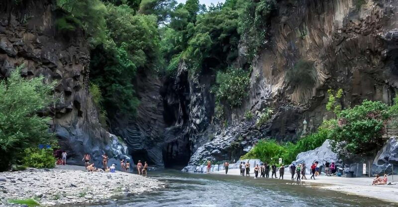 sicily-etna-and-alcantara-gorges-full-day-tour-with-lunch