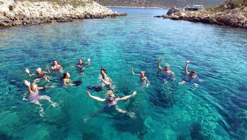 side-dolphin-island-boat-trip-with-lunch-unlimited-drinks
