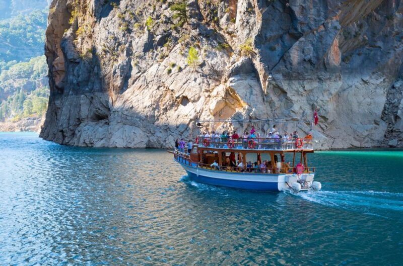 side-green-canyon-jeep-and-boat-tour-with-lunch