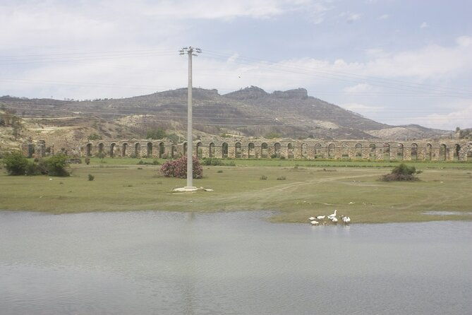 side-green-lake-boat-tour-and-jeep-safari-full-day-trip
