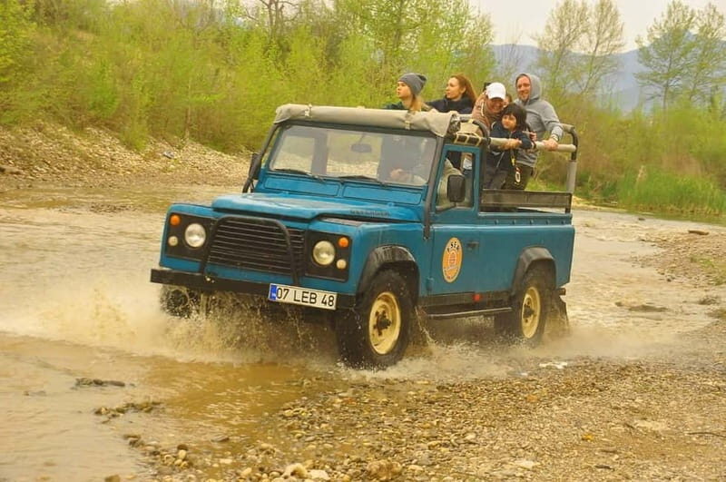 Side: Jeep Safari & Lion Safari with Lunch and Green Canyon - FAQ
