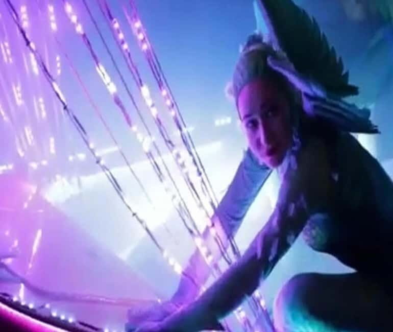 Side: Night Shows at The Land Of Legends with Transfer - The Review Highlights