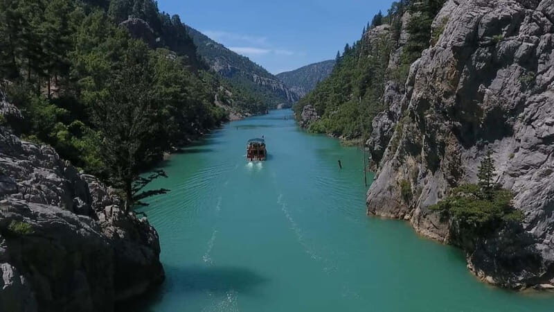 Side: Off-Road Jeep Safari and Boat Ride on Green Lake - The Sum Up