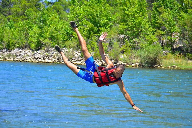 side-whitewater-rafting-fun-at-koprulu-canyon