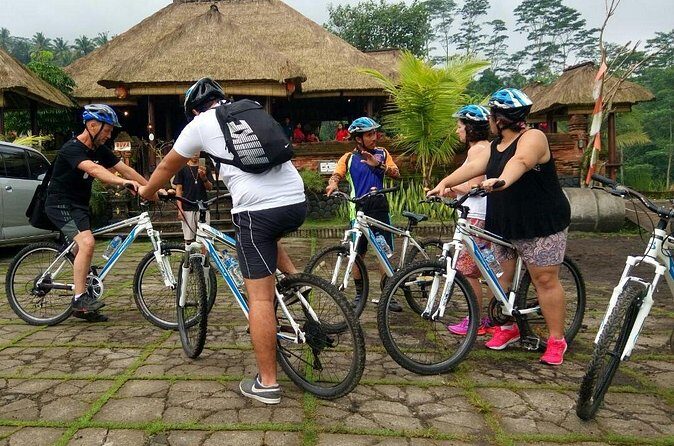 Sidemen Cycling - The Route and Its Highlights