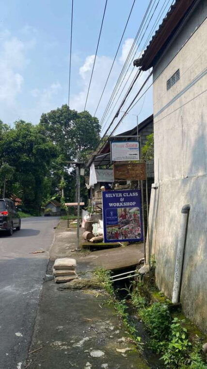 sidemen-silverclass-and-waterfalls