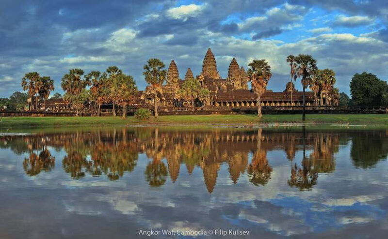 siem-reap-2-day-angkor-sunrise-banteay-srey-beng-mealea