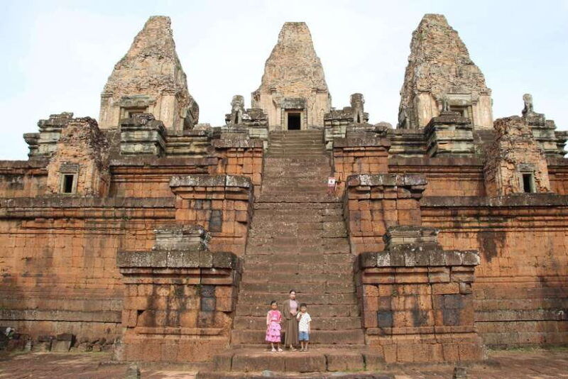 siem-reap-3-day-budget-tour-with-angkor-wat-village-visit