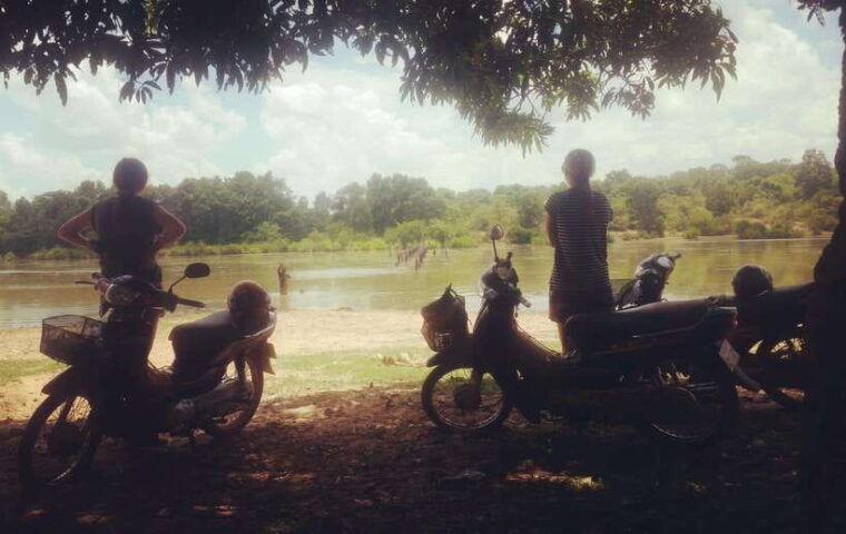 siem-reap-3-hour-ancient-trails-motorbike-tour