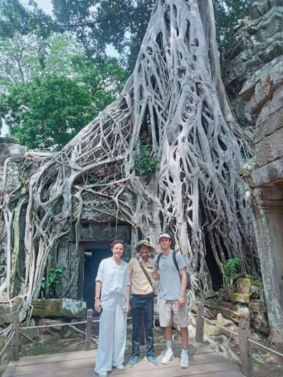 siem-reap-angkor-1-day-tour-with-french-speaking-guide