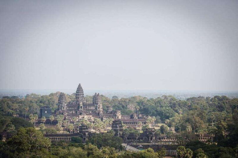 siem-reap-angkor-balloon-sunrise-sunset-ride-with-transfers