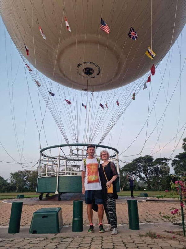 siem-reap-angkor-balloon-sunrise-sunset-ride-with-transfers