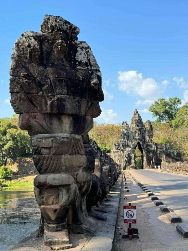 siem-reap-angkor-full-day-group-tour-with-japanese-guide