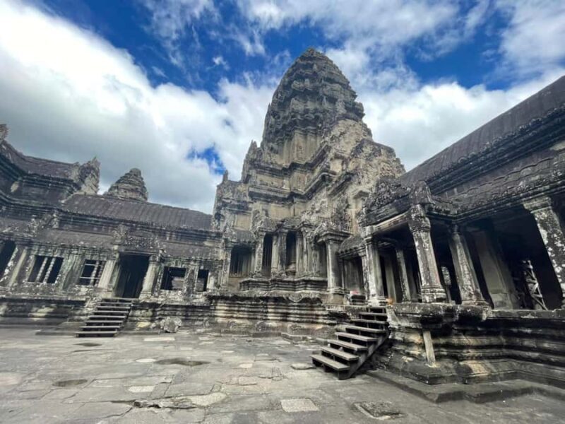 Siem Reap: Angkor Small Circuit & Srah Srang Sunset Tour - An In-Depth Look at the Itinerary