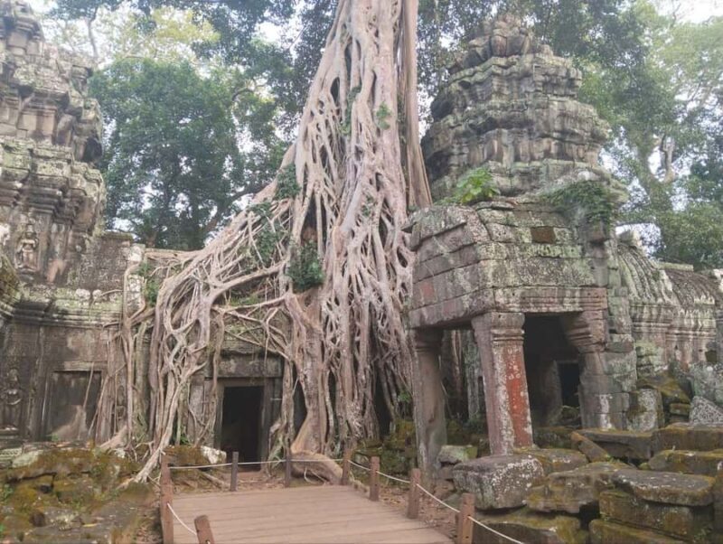 Siem Reap: Angkor Small Tour & Floating Village Private Tour - Final Thoughts