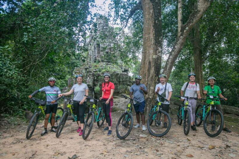 siem-reap-angkor-sunrise-2-days-guided-bike-tour