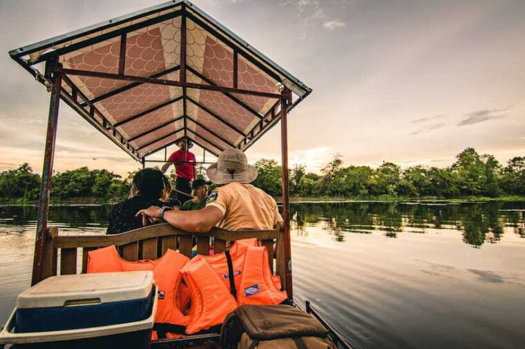 siem-reap-angkor-sunset-tour-by-jeep-with-boat-ride
