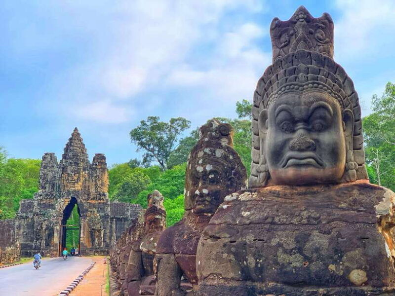 siem-reap-angkor-wat-private-tour-by-tuk-tuk-2
