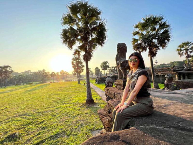 siem-reap-angkor-wat-small-group-day-tour-and-sunset