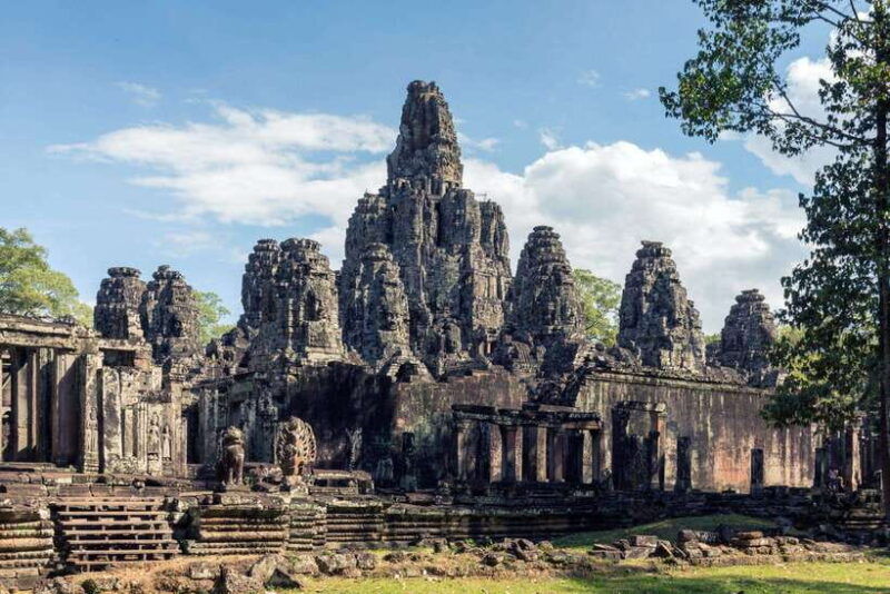 siem-reap-angkor-wat-small-group-full-day-tour-and-sunset