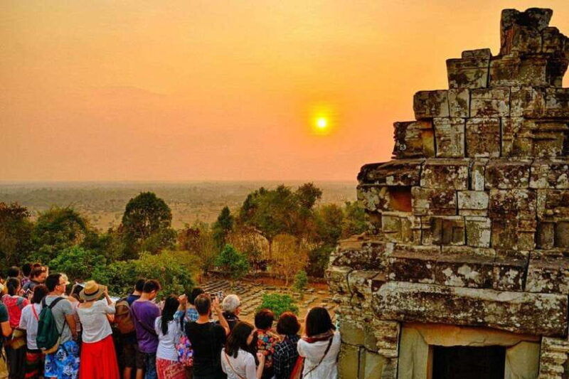 siem-reap-angkor-wat-small-group-full-day-tour-and-sunset