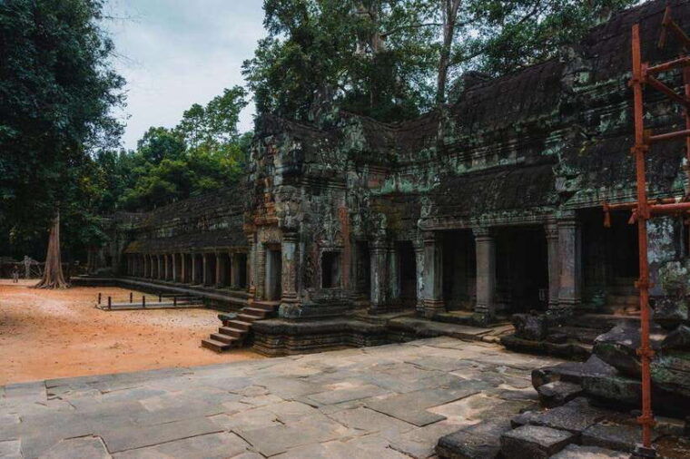 siem-reap-angkor-wat-small-group-full-day-tour-and-sunset