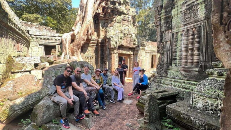 siem-reap-angkor-wat-small-group-sunrise-tour