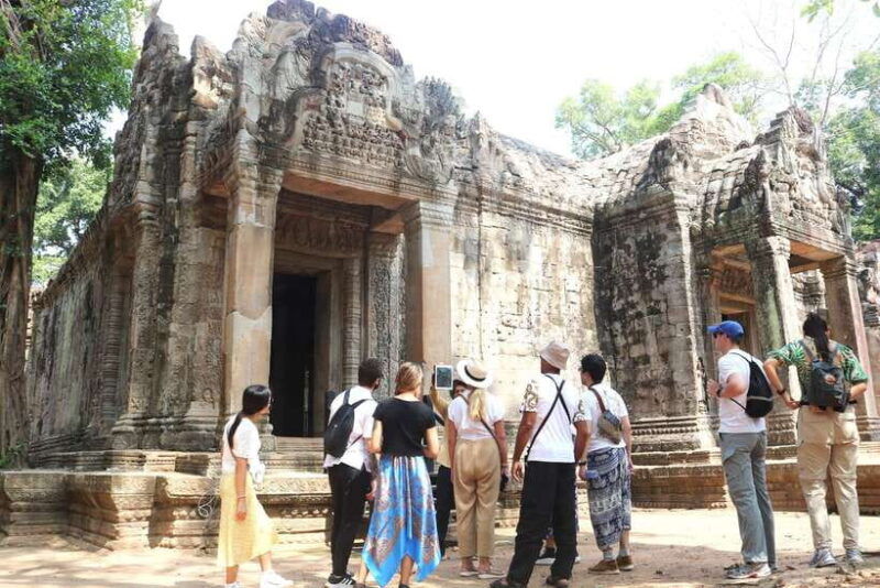siem-reap-angkor-wat-small-group-sunrise-tour