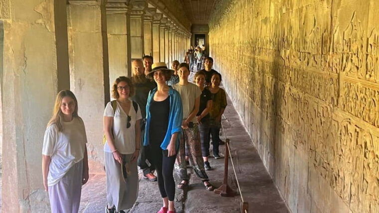 siem-reap-angkor-wat-small-group-sunrise-tour