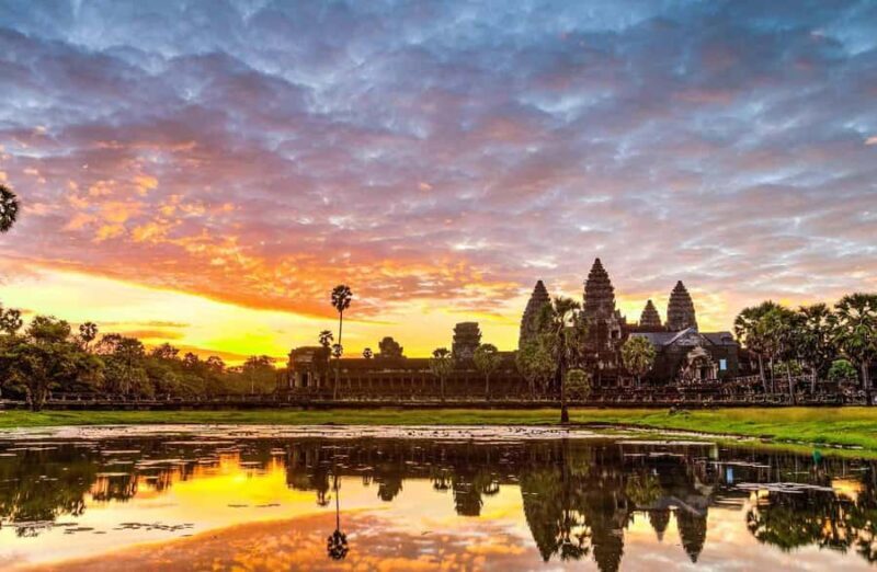 Siem Reap: Angkor Wat Sunrise E-Scooter or E-Bike Tour - What Makes This Tour Special?