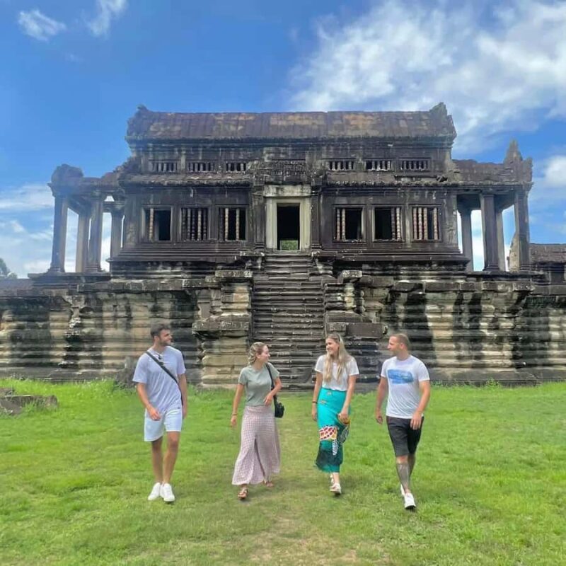 Siem Reap: Angkor Wat Sunrise/Set Tour with Japanese Guide - Who Will Enjoy This Tour?