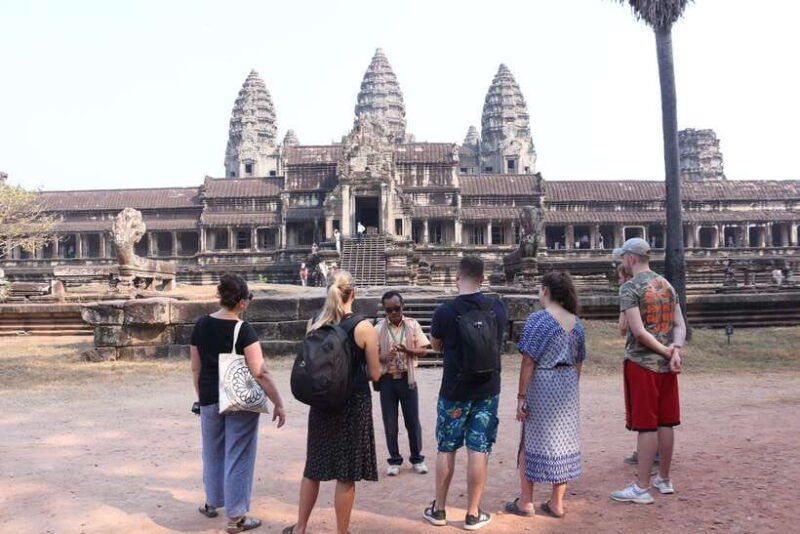 siem-reap-angkor-wat-sunrise-small-group-temple-tour