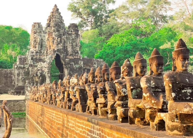 Siem Reap: Angkor Wat Tour with Private English Guide 2 Days - An In-Depth Look at the Angkor Wat Tour Experience