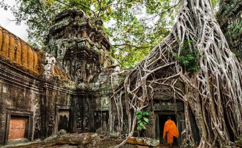 Siem Reap: Angkor Wonders Private Full-Day Tour & Night Show - Key Points